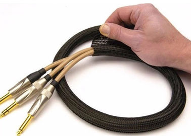 kopen F6 Polyester Zelf het Verpakken Gespleten Gevlechte Sleeving Douane voor de Uitrusting van de Draadkabel online vervaardiging