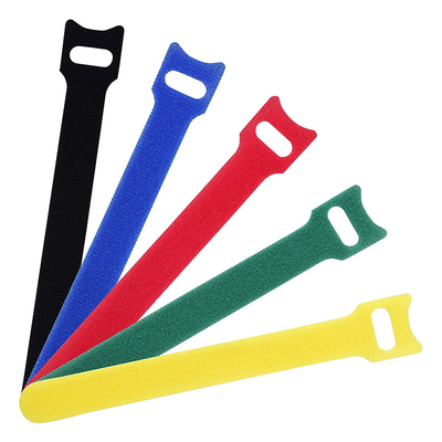 kopen Van de de Klitbanddraad van het kabelbeheer van de de Bandenhaak en Lijn Banden 10mm100mm van de Klitbandkabel online vervaardiging