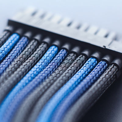 HUISDIERENpa6 PA66 PPS Automobiel Gevlechte Sleeving Aangepaste Kleur